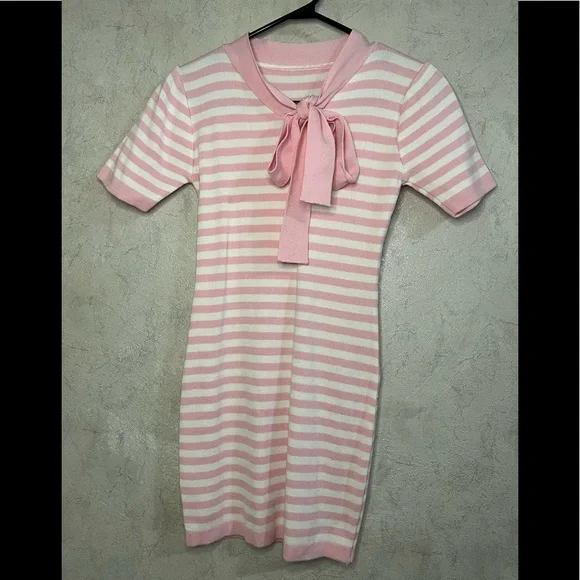 Pink Dress - Picture 1 of 1